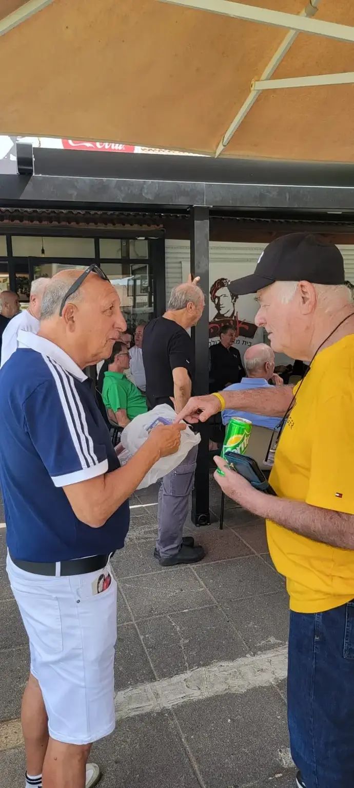 אשר גולדברג עם אלי לוונטל